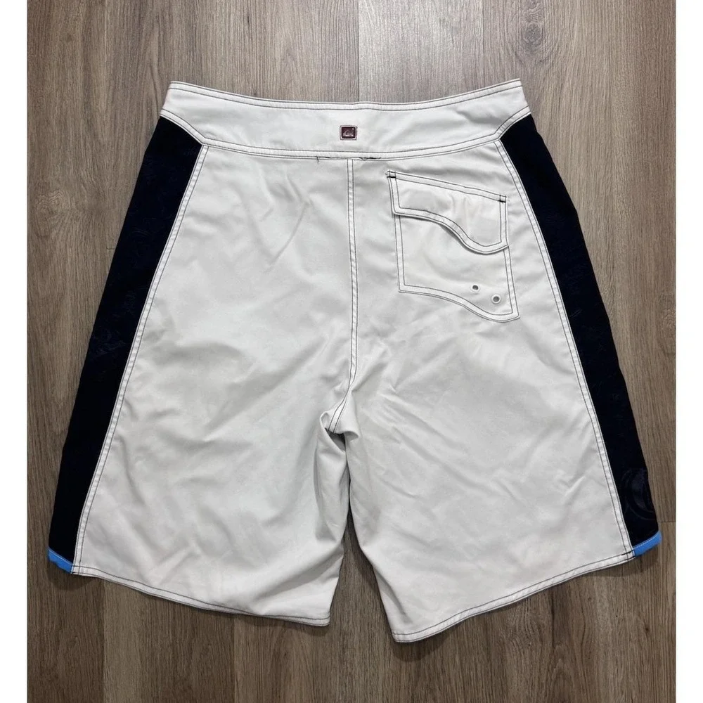 Y2K Vintage Quicksilver Colorblock Board Shorts Men's Size 33